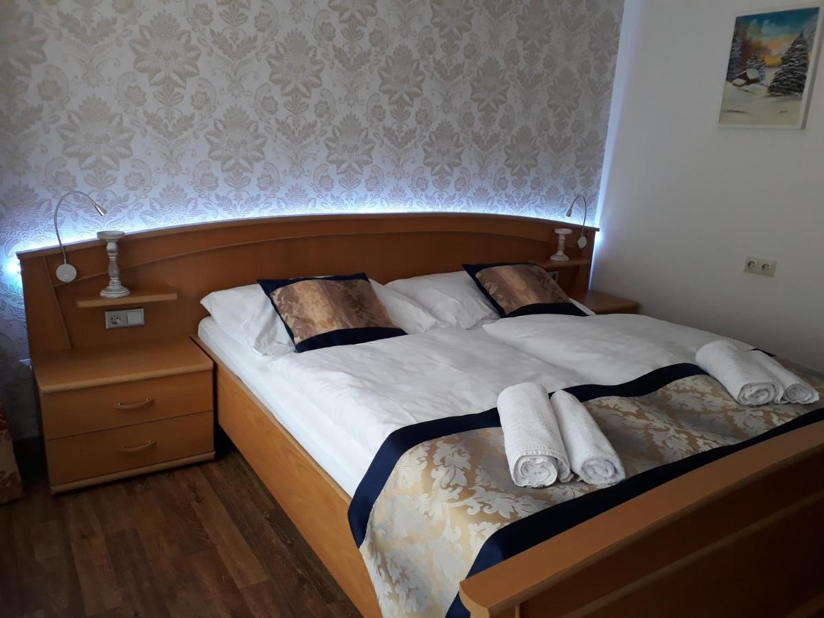 Hotel Eleon 巴特·特纳克·扎维尔斯特 外观 照片