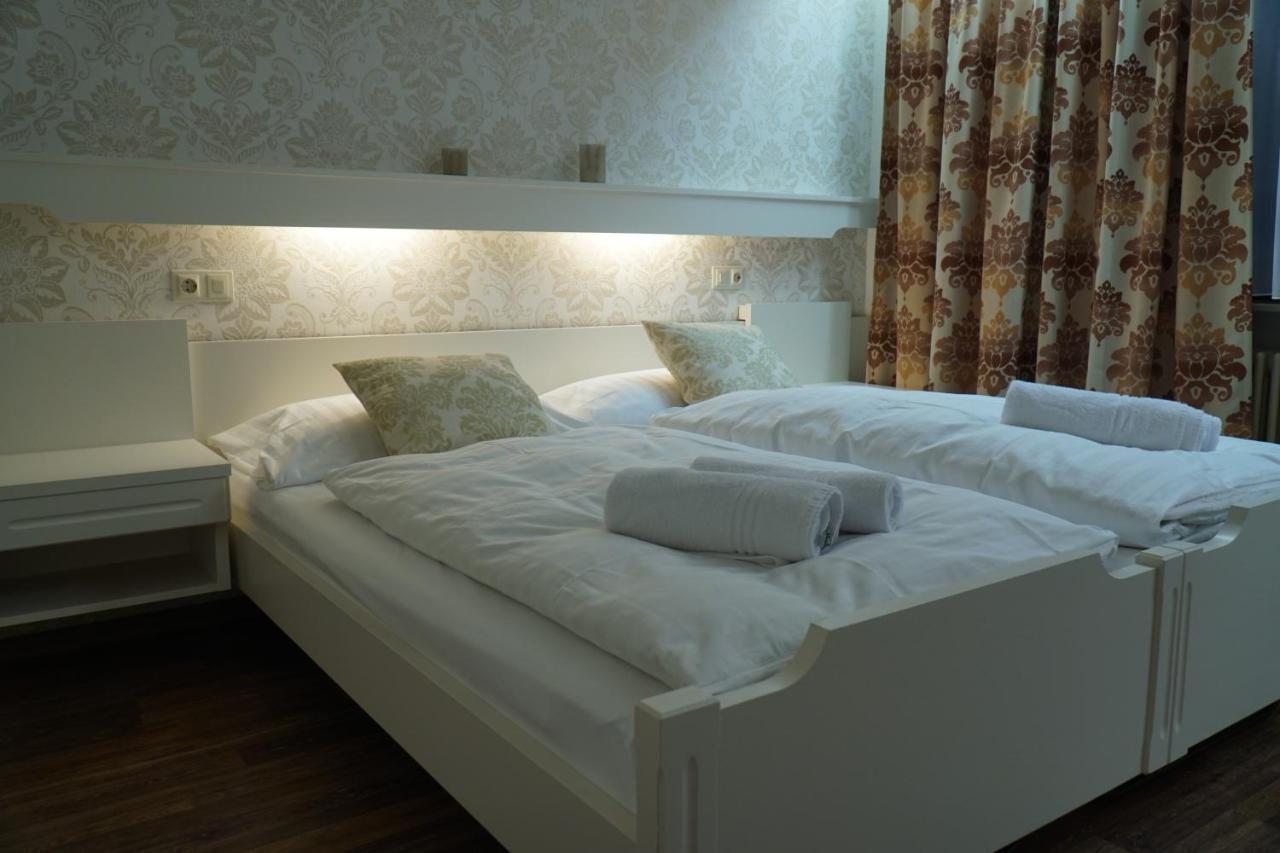 Hotel Eleon 巴特·特纳克·扎维尔斯特 外观 照片