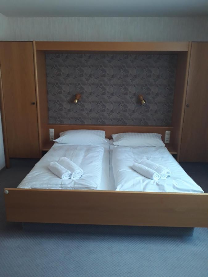 Hotel Eleon 巴特·特纳克·扎维尔斯特 外观 照片