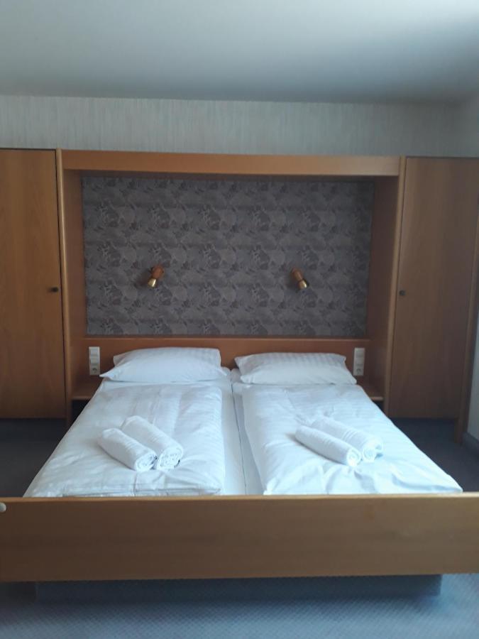 Hotel Eleon 巴特·特纳克·扎维尔斯特 外观 照片